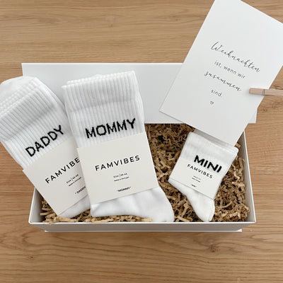 Geschenkbox Familybox Weihnachten ist...